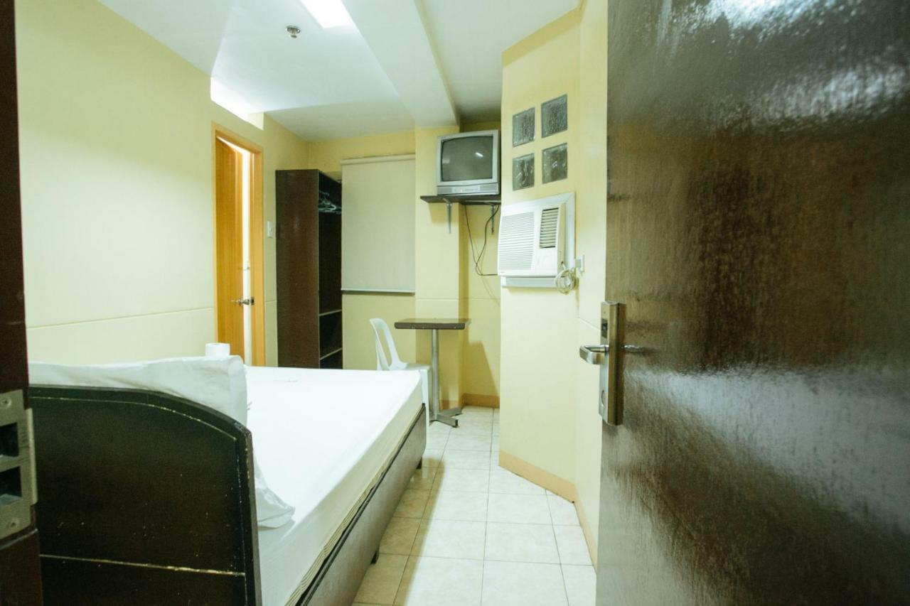 Gv Hotel - Talisay City ภายนอก รูปภาพ