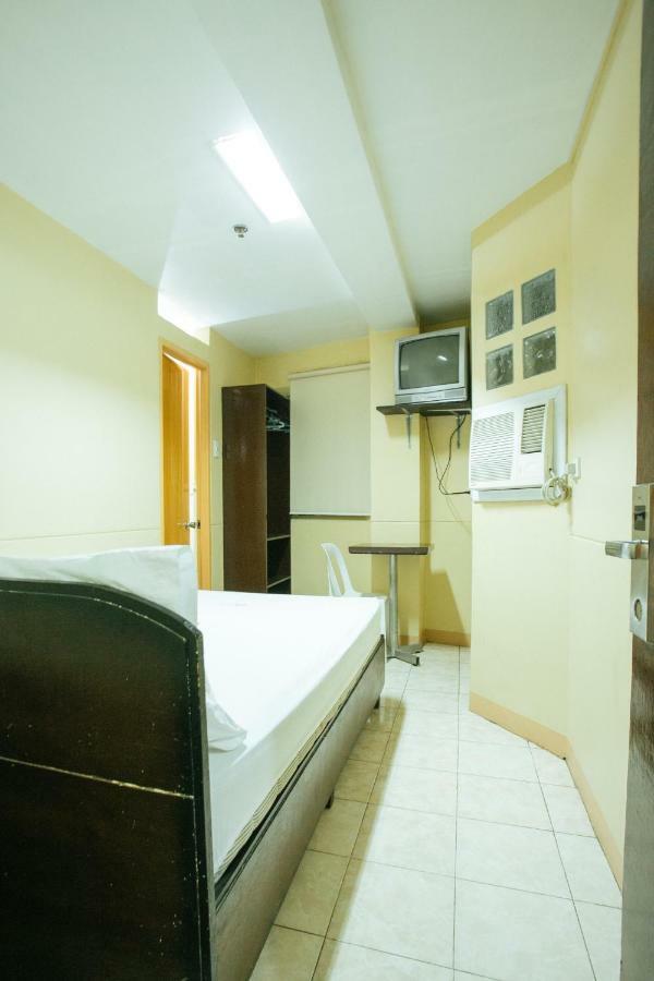 Gv Hotel - Talisay City ภายนอก รูปภาพ