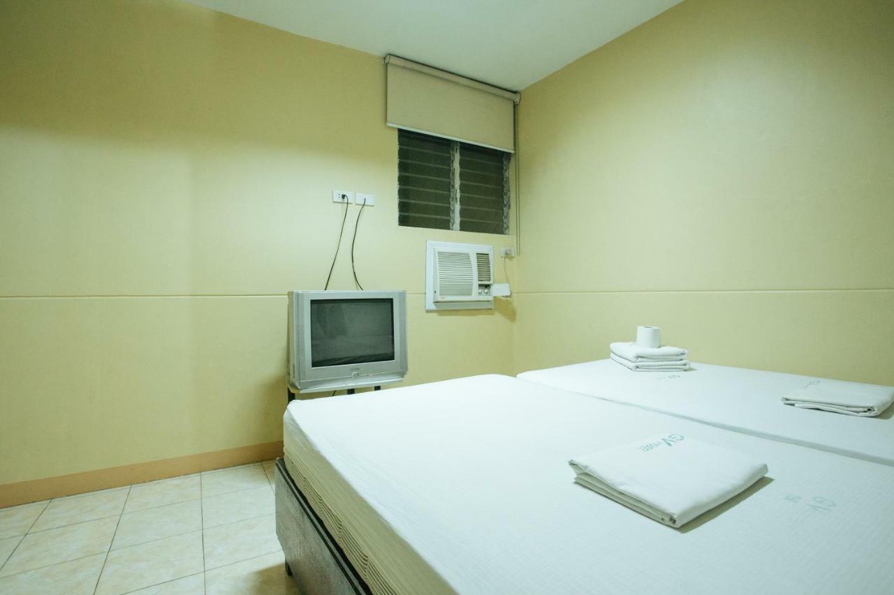 Gv Hotel - Talisay City ภายนอก รูปภาพ